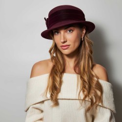 Elegant Wool Hat Bordeaux